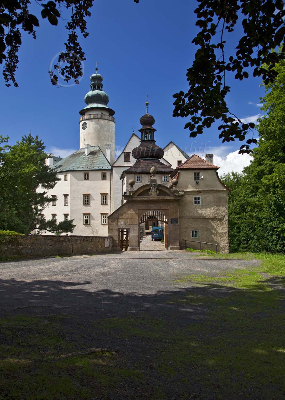 8490_lemberk_02.jpg